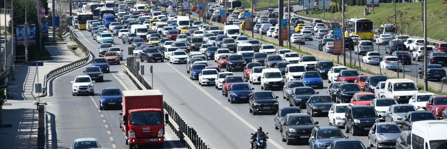 Trafikte geçiş üstünlüğü detay.jpg (1)