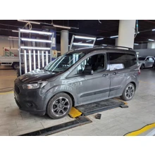 FORD-TOURNEO COURIER-1.5 L TDCI 100PS EU6.2 TITANIUM PLUS MCA