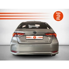 TOYOTA-COROLLA-1.8 HYBRID FLAME XPACK E-CVT
