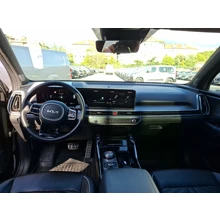KIA-SORENTO-SORENTO HİBRİT 1.6L 215 PS 4X4 OTOM. 7K