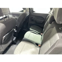 OPEL-COMBO-1.5 130 HP DİZEL AT8 ESSENTIAL