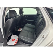 HONDA-CIVIC-1.5L TURBO EXECUTIVE+ CVT Benzin EU6 D Sedan  İÇTEN YANMALI