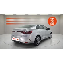 RENAULT-MEGANE-SEDAN ICON 1.3 TCE 140 bg EDC