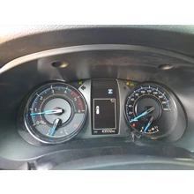 TOYOTA-HILUX-2.4D-4D 4x4 INVINCIBLE AT