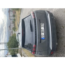 Öğretmenden hatasız boyasız sıfır ayarında 2026 model Peugeot 2008