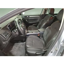 RENAULT-MEGANE-SEDAN ICON 1.3 TCE 140 bg EDC
