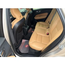 VOLVO-XC60-B4 MILD HYBRID AWD PLUS BRIGHT