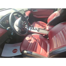 MG-HS-LUXURY 1.5 T-GDI 162 PS