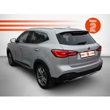 MG-HS-LUXURY 1.5 T-GDI 162 PS