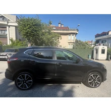 ACİL - Nissan Qashqai Düşük Kilometre - 2017 Model Black Edition 1.2 T- Cam Tavan