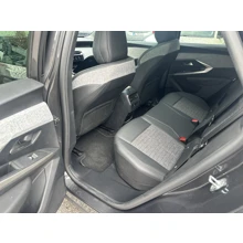 PEUGEOT-3008-ALLURE 1.2 HYBRID 136HP E-DCS6