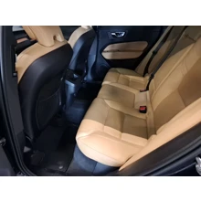 VOLVO-XC60-B5 AWD PLUS DARK