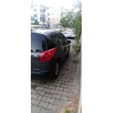 Kontağa baş git 