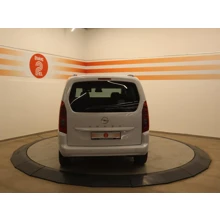 OPEL-COMBO-1.5 130 HP DİZEL MT6 ESSENTIAL