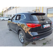 MG-HS-LUXURY 1.5 T-GDI 162 PS