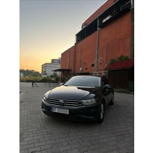 İLK SAHİBİNDEN SATILIK HATASIZ BOYASIZ TRAMERSİZ TERTEMİZ 48.000 KM PASSAT