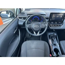TOYOTA-COROLLA-1.8 HYBRID DREAM E-CVT
