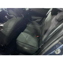 RENAULT-MEGANE-SEDAN TOUCH 1.3 TCE 140 bg EDC