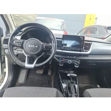 KIA-STONIC-1.4L 100PS OTOMATİK BENZİNLİ COOL