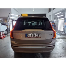 VOLVO-XC90-B5 AWD PLUS BRIGHT
