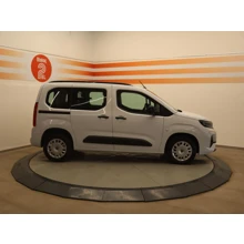 OPEL-COMBO-1.5 130 HP DİZEL MT6 ESSENTIAL