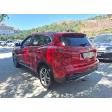 MG-HS-LUXURY 1.5 T-GDI 162 PS