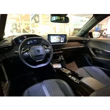 PEUGEOT-2008-ALLURE 1.2 PURETECH 130HP EAT8