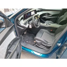 PEUGEOT-3008-ALLURE 1.2 HYBRID 136HP E-DCS6