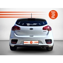KIA-CEED-1.6 CRDI CONCEPT PLUS DCT 136PS