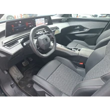 PEUGEOT-3008-ALLURE 1.2 HYBRID 136HP E-DCS6