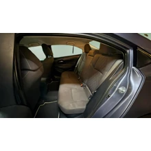 TOYOTA-COROLLA-1.8 HYBRID DREAM E-CVT
