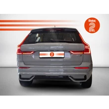 VOLVO-XC60-B5 AWD PLUS DARK