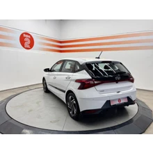 HYUNDAI-I20-1.4 MPI 100 PS STYLE BENZİN OTOMATİK