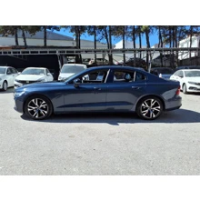 VOLVO-S60-B5 AWD 250HP PLUS, DARK