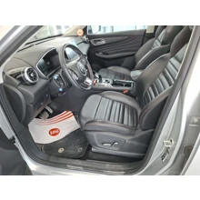 MG-HS-LUXURY 1.5 T-GDI 162 PS