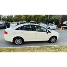 2011 Fiat linea 