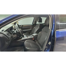 RENAULT-MEGANE-SEDAN ICON 1.3 TCE 140 bg EDC