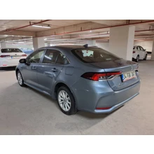TOYOTA-COROLLA-1.8 HYBRID DREAM E-CVT