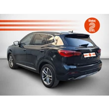 MG-HS-LUXURY 1.5 T-GDI 162 PS