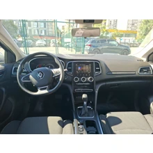 RENAULT-MEGANE-SEDAN TOUCH 1.3 TCE 140 BG EDC