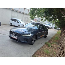 VOLVO-S60-B5 AWD 250HP PLUS, DARK