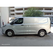 FORD-TRANSIT CUSTOM-2.0L ECOBUPG 6.2 136HP 320S VAN DELUXEAT