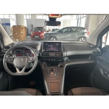 OPEL-COMBO-1.5 DİZEL 130HP AT-8 LIFE ELEGANCE