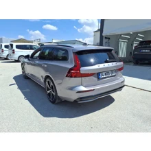 VOLVO-V60-B4 FWD mild hybrid Plus Dark