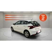 HYUNDAI-I20-1.4 MPI 6 İLERİ OTO AT JUMP (BENZİNLİ)