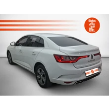 RENAULT-MEGANE-SEDAN TOUCH 1.3 TCE 140 BG EDC