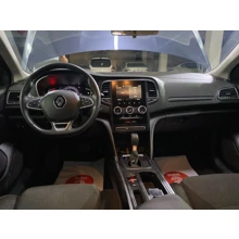 RENAULT-MEGANE-SEDAN TOUCH 1.3 TCE 140 bg EDC