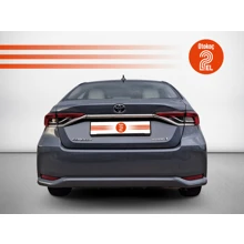 TOYOTA-COROLLA-1.8 HYBRID DREAM E-CVT