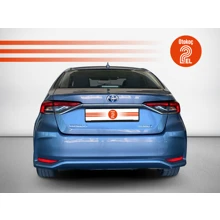 TOYOTA-COROLLA-1.8 HYBRID DREAM E-CVT