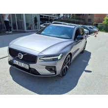VOLVO-V60-B4 FWD mild hybrid Plus Dark